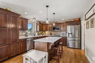 3001 Applewood Dr, Monticello, IL 61856 - Photo 12