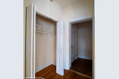 2704 N Sawyer Avenue #305, Chicago, IL 60647 - Photo 14