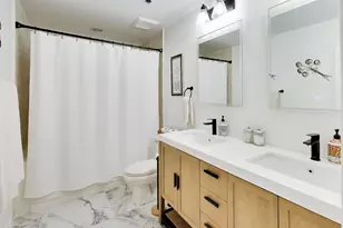 550 N Kingsbury St, Chicago, IL 60654 - Photo 10