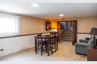 400 S Mount Prospect Road, Mount Prospect, IL 60056 - Photo 6