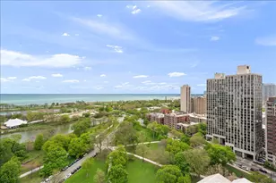 2440 N Lakeview Ave, Chicago, IL 60614 - Photo 24