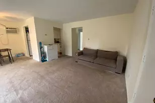 7048 O'Connell Dr, Chicago Ridge, IL 60415 - Photo 4