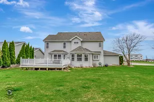 319 Mallards Cove, Beecher, IL 60401 - Photo 2
