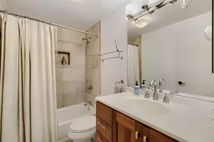 525 N Ada St, Chicago, IL 60642 - Photo 10