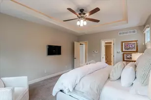 2104 Sinclair Ct, Bloomington, IL 61704 - Photo 24