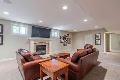 2104 Sinclair Court, Bloomington, IL 61704 - Photo 40