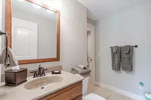 2104 Sinclair Ct, Bloomington, IL 61704 - Photo 30