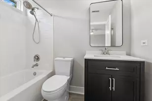 369 Abington Woods Dr, Aurora, IL 60502 - Photo 14