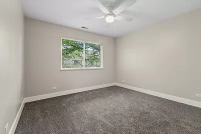 369 Abington Woods Drive, Aurora, IL 60502 - Photo 20