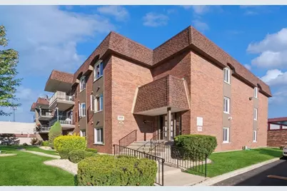 9450 Greenbriar Drive #2C3, Hickory Hills, IL 60457 - Photo 1