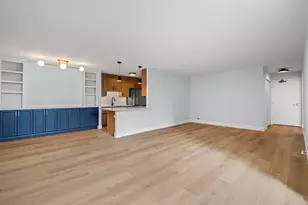 3430 N Lake Shore Dr, Chicago, IL 60657 - Photo 2