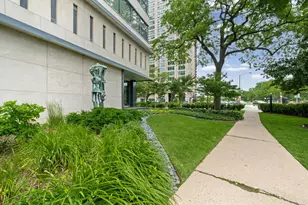 3430 N Lake Shore Dr, Chicago, IL 60657 - Photo 26