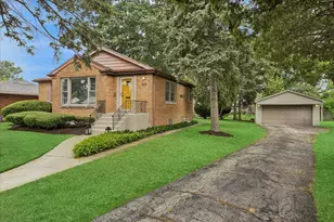 1260 Portsmouth Ave, Westchester, IL 60154 - Photo 2