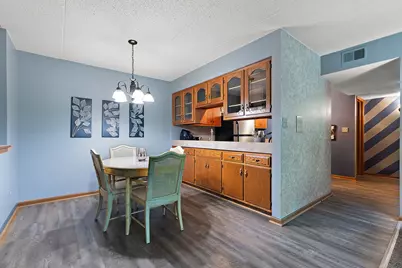 8425 W 95th Street #27, Hickory Hills, IL 60457 - Photo 4