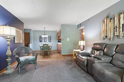 8425 W 95th Street #27, Hickory Hills, IL 60457 - Photo 6