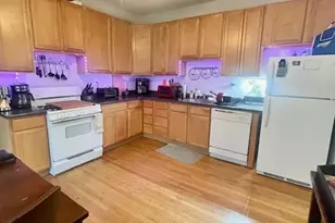 908 W Waveland Ave, Chicago, IL 60613 - Photo 8