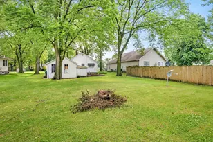 220 S Marguerite St, Coal City, IL 60416 - Photo 28