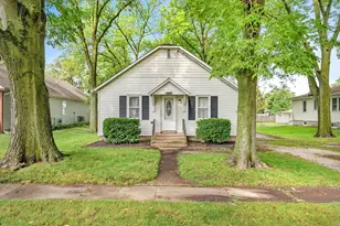 220 S Marguerite St, Coal City, IL 60416 - Photo 2