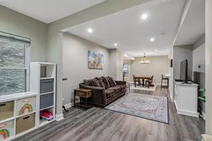 743 S Lombard Ave, Oak Park, IL 60304 - Photo 6