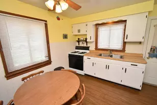 17029 Lorenz Ave, Lansing, IL 60438 - Photo 8