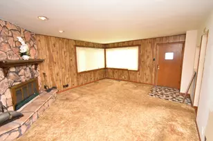 17029 Lorenz Ave, Lansing, IL 60438 - Photo 4