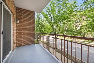 819 Graceland Avenue #204, Des Plaines, IL 60016 - Photo 8