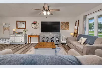180 W Southmor Road, Morris, IL 60450 - Photo 6