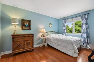 7912 S Garfield Ave, Burr Ridge, IL 60527 - Photo 14
