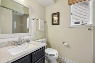 7912 S Garfield Ave, Burr Ridge, IL 60527 - Photo 16