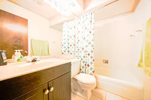 916 S Plum Grove Rd, Palatine, IL 60067 - Photo 12