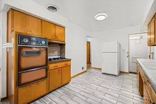 408 S May St, Joliet, IL 60436 - Photo 8