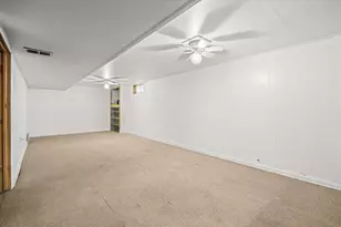 408 S May St, Joliet, IL 60436 - Photo 18