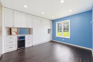 313 Trinity Ln, Oak Brook, IL 60523 - Photo 20