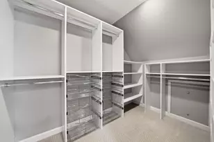 313 Trinity Ln, Oak Brook, IL 60523 - Photo 32
