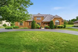313 Trinity Ln, Oak Brook, IL 60523 - Photo 46