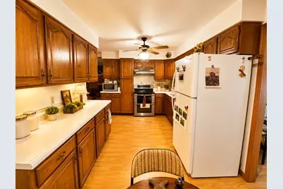 27712 W 17th Street Road, Centralia, IL 62801 - Photo 6