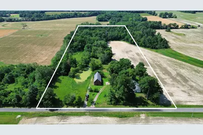 27712 W 17th Street Road, Centralia, IL 62801 - Photo 2