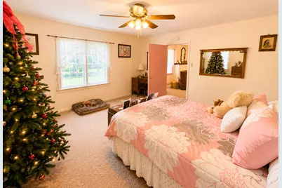 27712 W 17th Street Road, Centralia, IL 62801 - Photo 16
