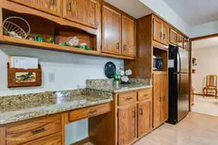 325 Twilight Dr, Morris, IL 60450 - Photo 6