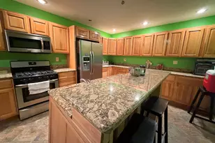 501 N Marion Ave, Salem, IL 62881 - Photo 6