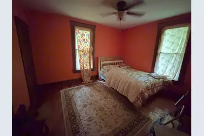 501 N Marion Avenue, Salem, IL 62881 - Photo 8