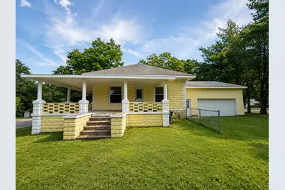 501 N Marion Avenue, Salem, IL 62881 - Photo 1