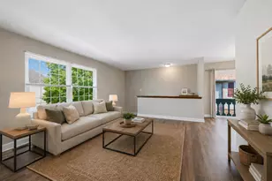111 Lindenwood Ct, Vernon Hills, IL 60061 - Photo 6