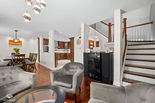 2605 Oxford Ct, Darien, IL 60561 - Photo 18