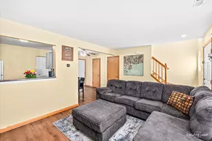 1847 Towhee Ct, Joliet, IL 60435 - Photo 4