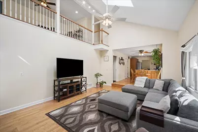 504 Carriage Hill Road, Island Lake, IL 60042 - Photo 14