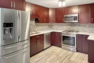 133 Arthur Ave, Fox Lake, IL 60020 - Photo 2