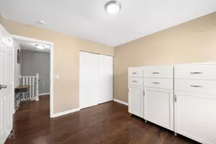 322 Fairchild Ct, Bloomingdale, IL 60108 - Photo 14