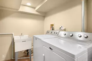 322 Fairchild Ct, Bloomingdale, IL 60108 - Photo 20