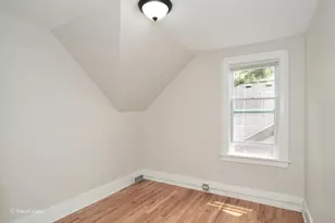 93 Elmhurst St, Crystal Lake, IL 60014 - Photo 10